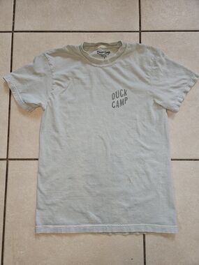 Duck Camp Men’s Short-Sleeve Tee in Light Sage